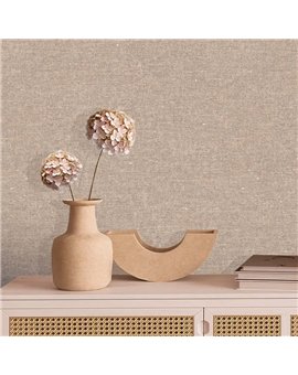 Ref.TN29004 estancia decorada con liso Beige y Topo y fondo Marrón, terra nova