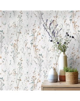 Ref.NATU-004 estancia decorada con ramas silvestres Verde, Beige, Gris y Marrón y fondo Blanco Roto, natura