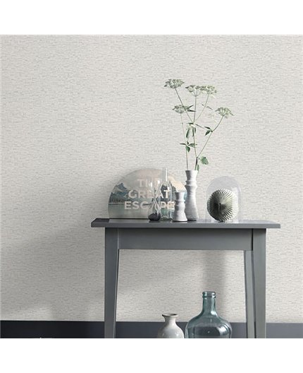 Ref.NATU-019 ambiente real de mosaico teselas natura, sobre fondo Beige en tonos Topo y Dorado
