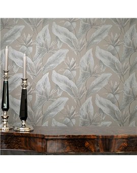Ref.SILE-060 ambiente real de hojas tropicales silence, sobre fondo Marrón en tonos Gris, Topo, Beige y Bronce