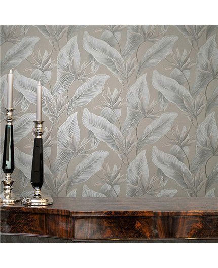 Ref.SILE-060 ambiente real de hojas tropicales silence, sobre fondo Marrón en tonos Gris, Topo, Beige y Bronce