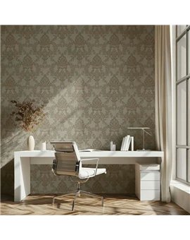 Ref.LR1908 ambiente real de damasco lirico, sobre fondo Marrón en tonos Dorado