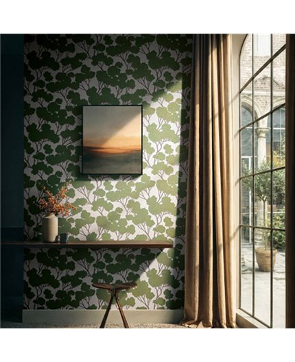 Ref.SP7042 ambiente con supreme árbol oriental Verde, Marrón y Dorado sobre fondo Beige