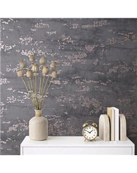 Ref.SP2573 ambiente real de estuco envejecido supreme, sobre fondo Gris en tonos Bronce
