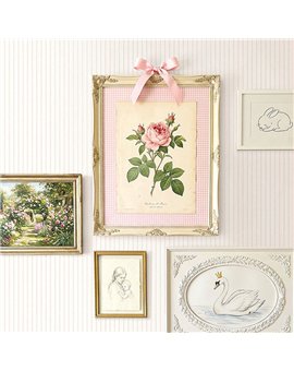 Ref.LB51901 ambiente con dolly mixtures rayas finas Rosa sobre fondo Blanco Roto
