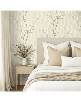 Ref.EW51215 ambiente con white accents almendro en flor Marrón, Blanco Roto y Dorado sobre fondo Beige