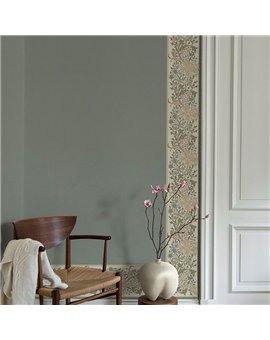 Ref.182105 ambiente real de lirios arts & crafts hidden treasures, sobre fondo Beige en tonos Verde, Marrón, Amarillo y Azul