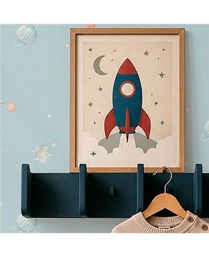 Ref.028-ALI ambiente con alice planetas Beige, Marrón, Gris y Blanco Roto sobre fondo Azul