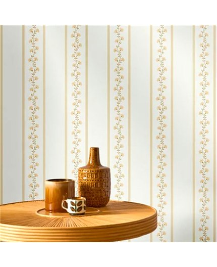 Ref.FAMI-202702459 ambiente real de rayas florales maison de famille, sobre fondo Blanco Roto en tonos Amarillo y Beige
