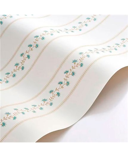 Ref.FAMI-202706510 ambiente con maison de famille rayas florales Verde y Beige sobre fondo Blanco Roto