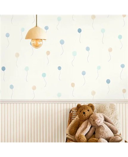 Ref.OUTT202846226 ambiente con once upon a time 3 globos Beige, Azul y Gris sobre fondo Blanco