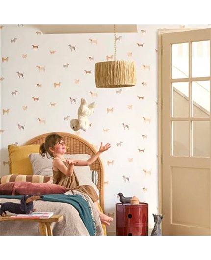 Ref.OUTT202871515 ambiente real de perros once upon a time 3, sobre fondo Blanco en tonos Beige, Gris y Topo