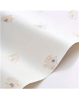 Ref.OUTT202891201 ambiente con once upon a time 3 casitas de pájaros Beige, Violeta, Ocre y Gris sobre fondo Blanco